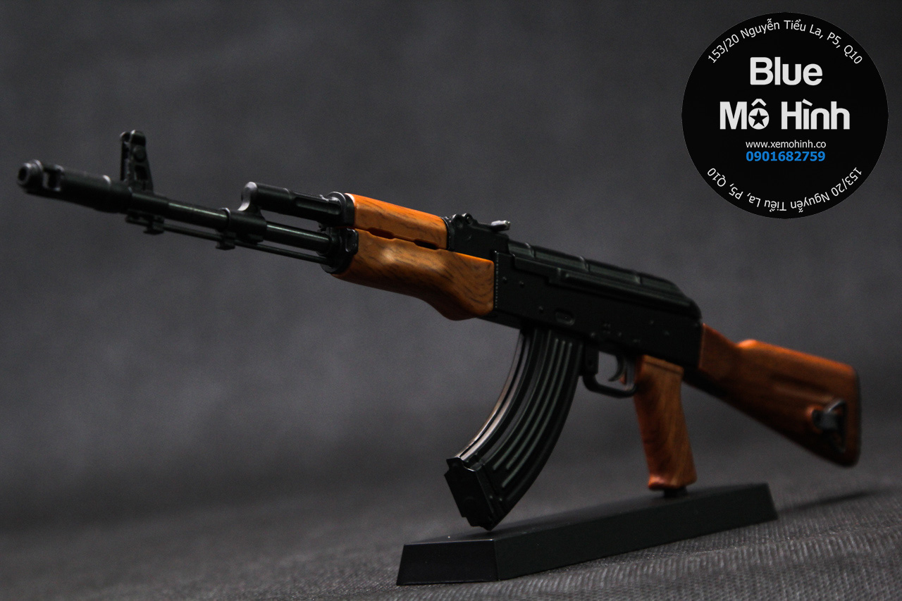 Mô hình súng AK47  tỷ lệ 11 Lựa chon cho các bạn trẻ năng động