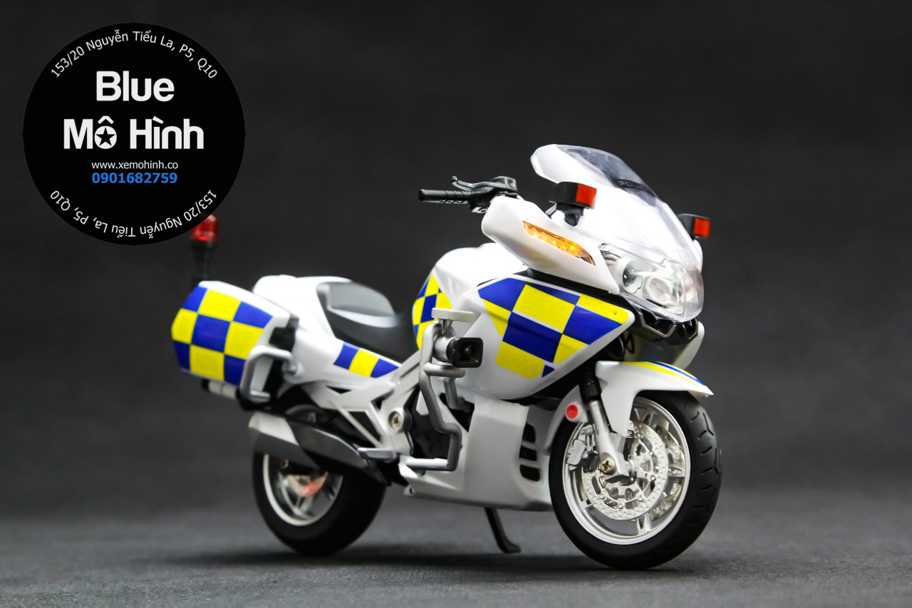 Mô hình xe mô tô cảnh sát Anh police 1:10 - Phiên bản sáng đèn ...